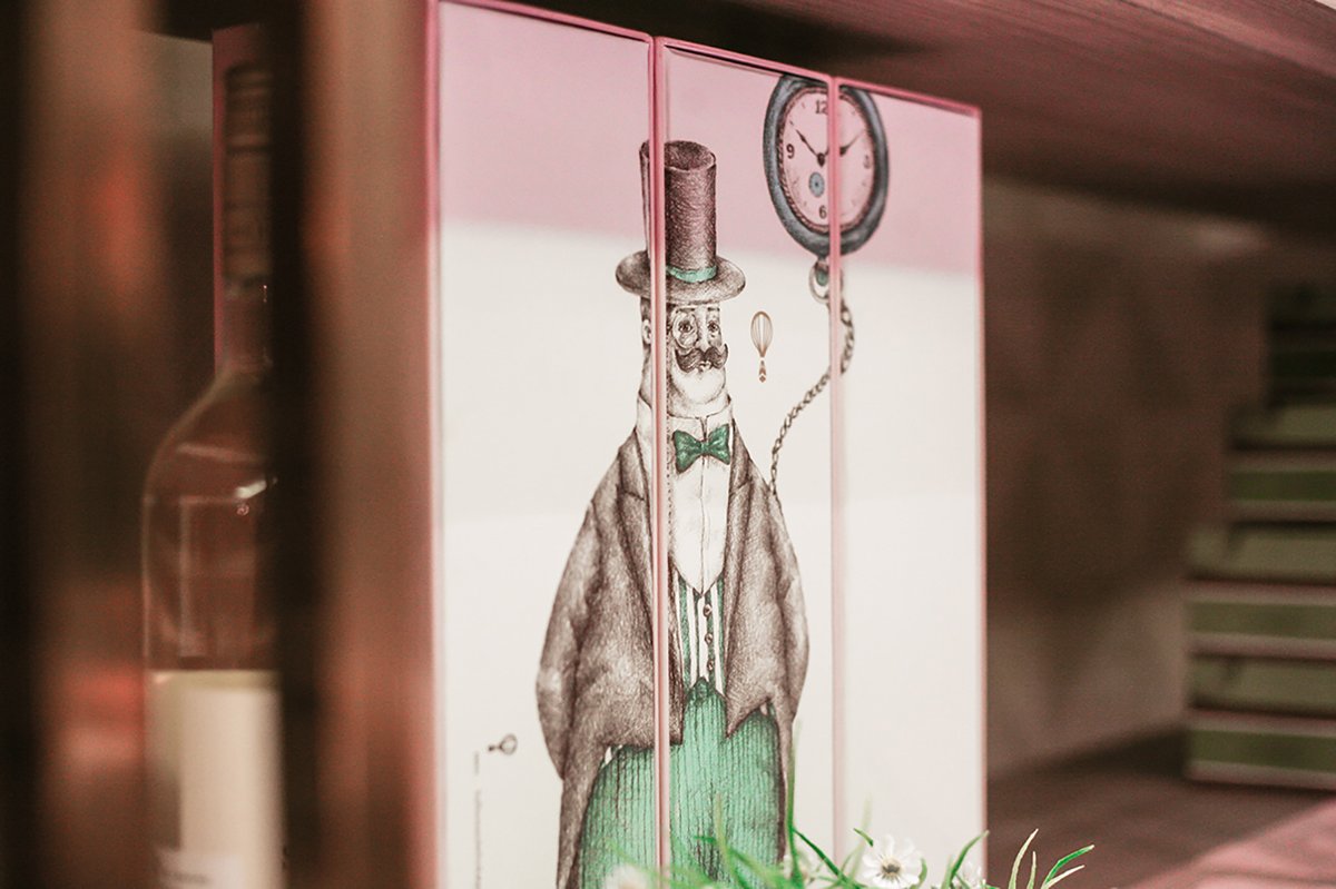 蛋糕店（食品）品牌vi設(shè)計(jì)—Balloon and Whisk 插圖賞析，vi設(shè)計(jì)，視覺形象vi設(shè)計(jì)，食品vi設(shè)計(jì)，包裝設(shè)計(jì)，蛋糕店品牌vi設(shè)計(jì)，vi品牌策劃，深圳vi設(shè)計(jì)，左右格局